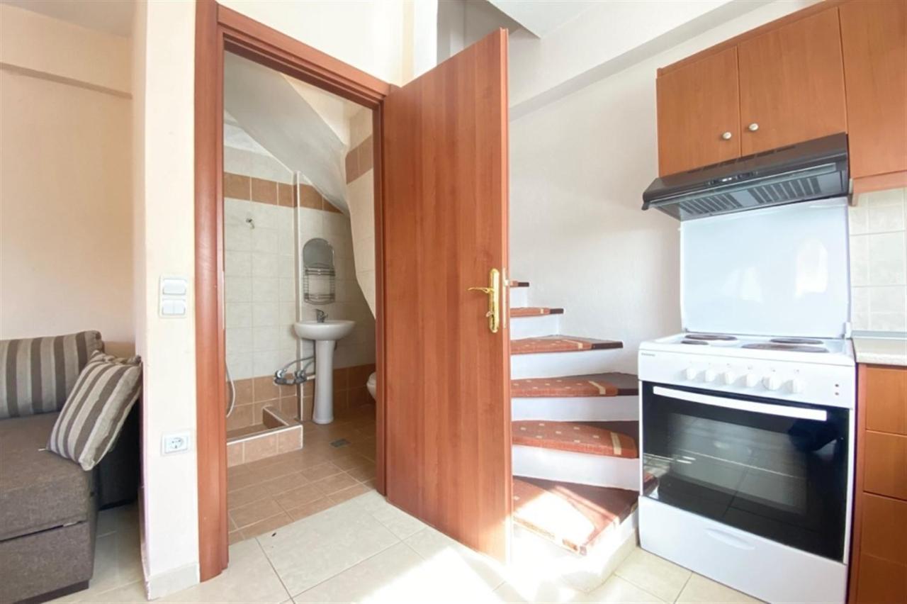 Pine Beach Holiday Home 2 Bedrooms 50 Meters To The Beach Kalyves Polygyrou ภายนอก รูปภาพ