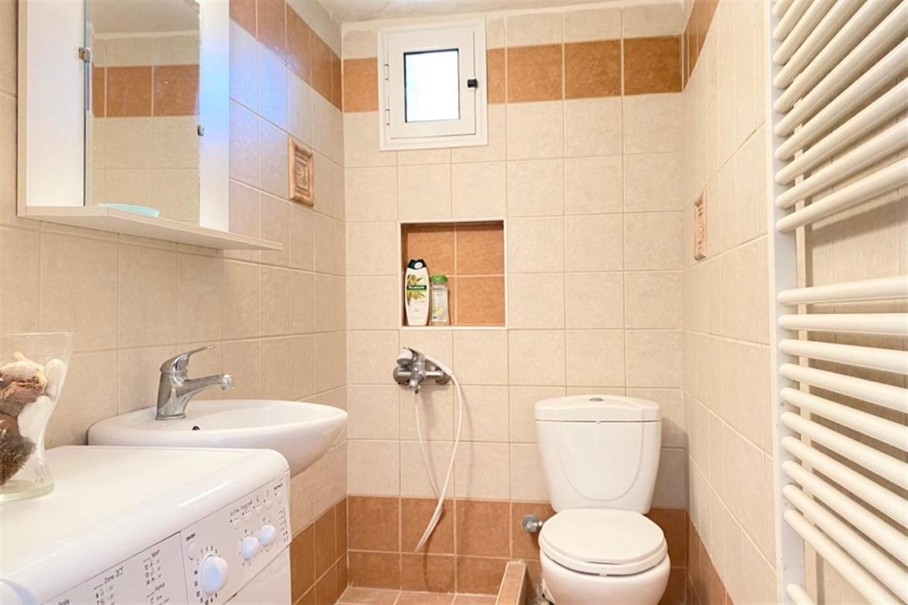 Pine Beach Holiday Home 2 Bedrooms 50 Meters To The Beach Kalyves Polygyrou ภายนอก รูปภาพ
